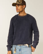 Low-Rise Light Wash Baggy Jeans