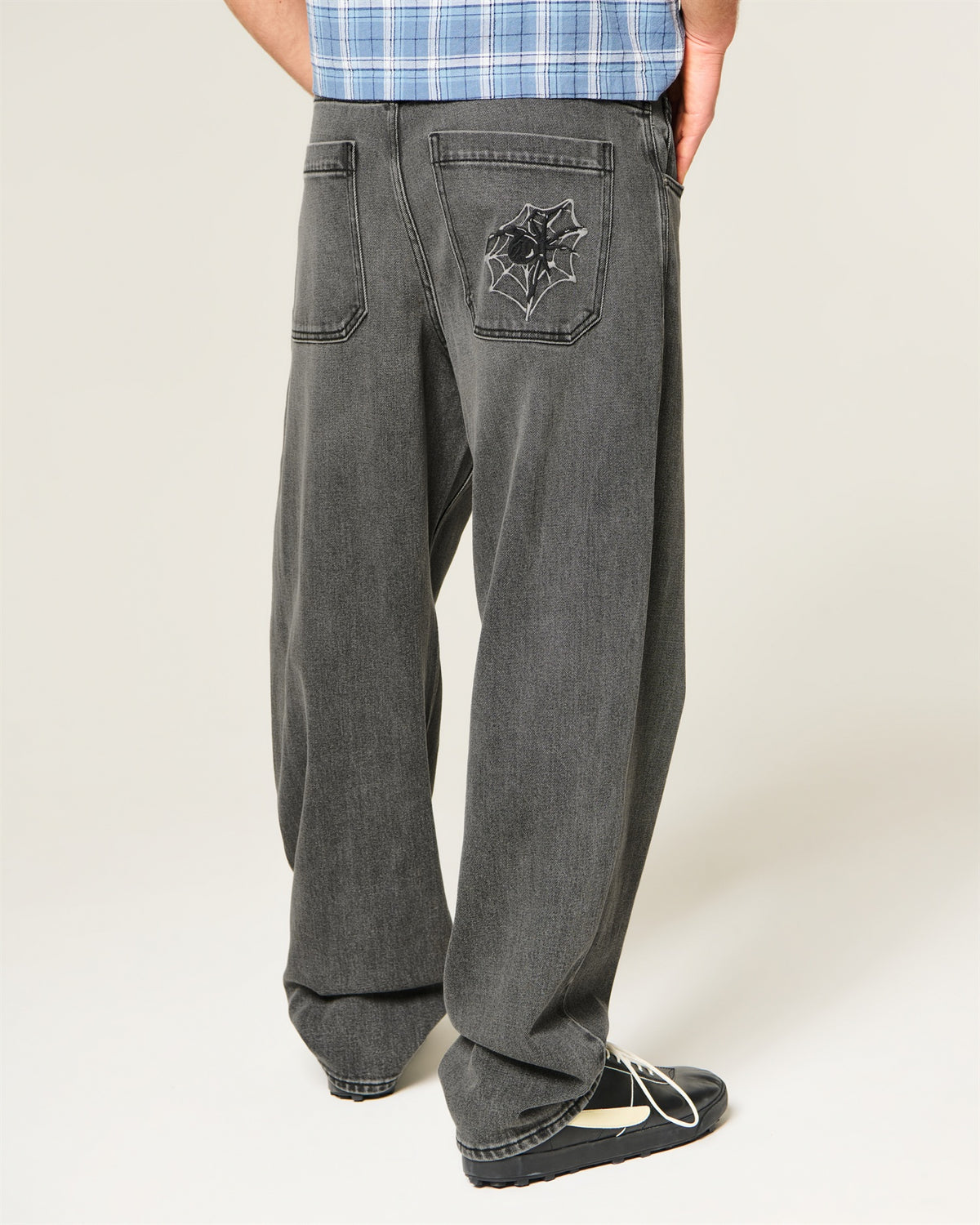 0100-HLI3316220B0S1BA-3