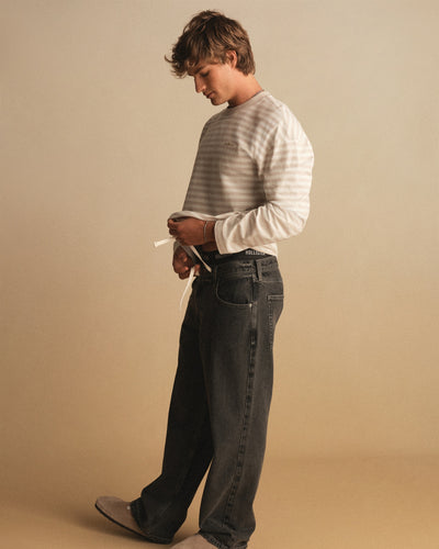 Low-Rise Drawstring Waist Baggy Jeans