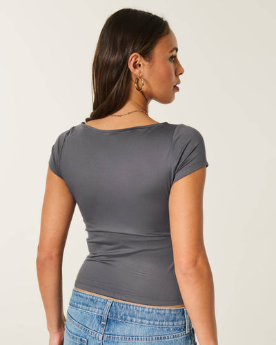 Short-Sleeve Seamless Fabric Slash-Neck T-Shirt