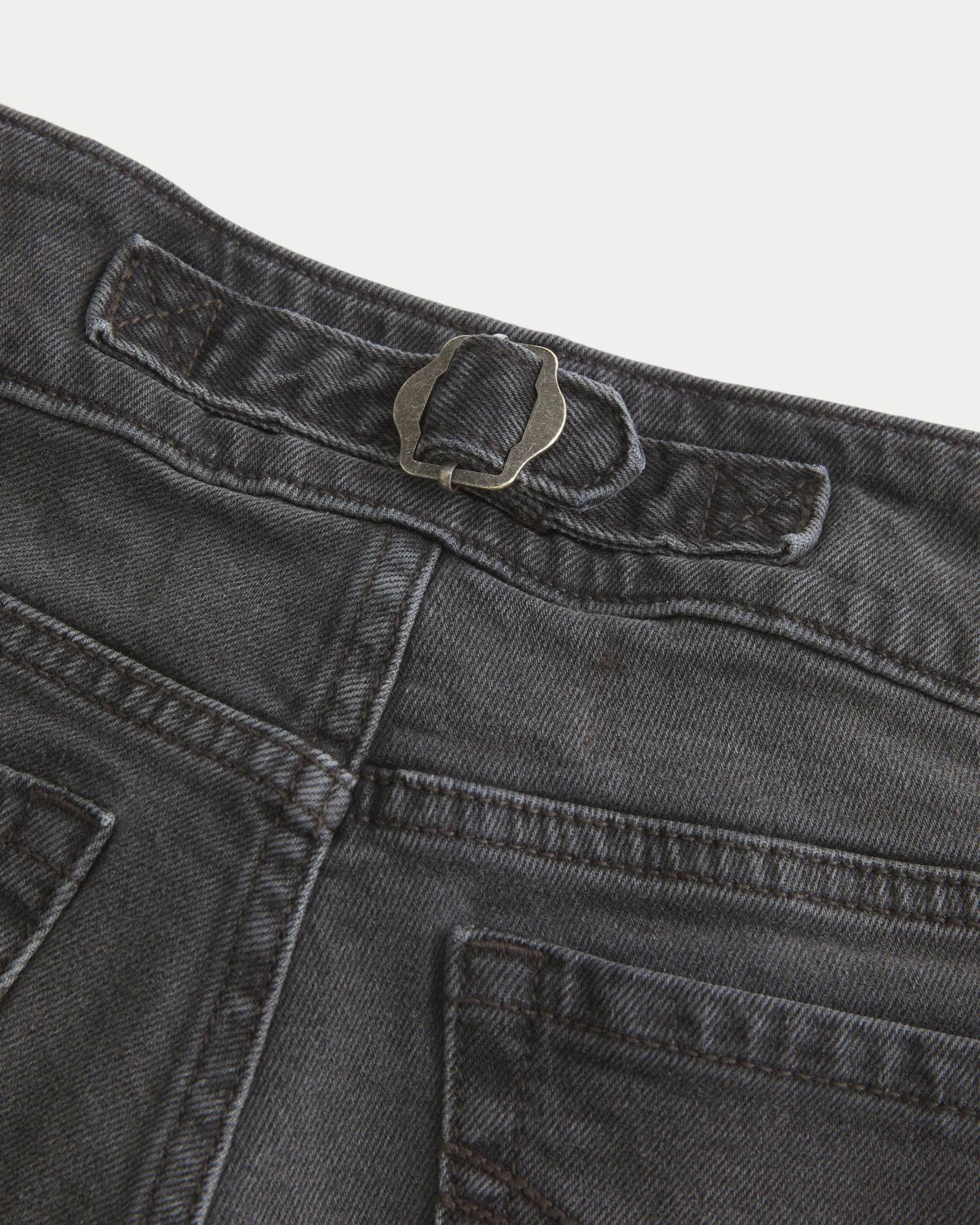 0100-HLI3556553B0SR1J-2