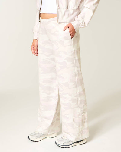 Gilly Hicks Active Recharge Heart-Tipped Baggy Pants